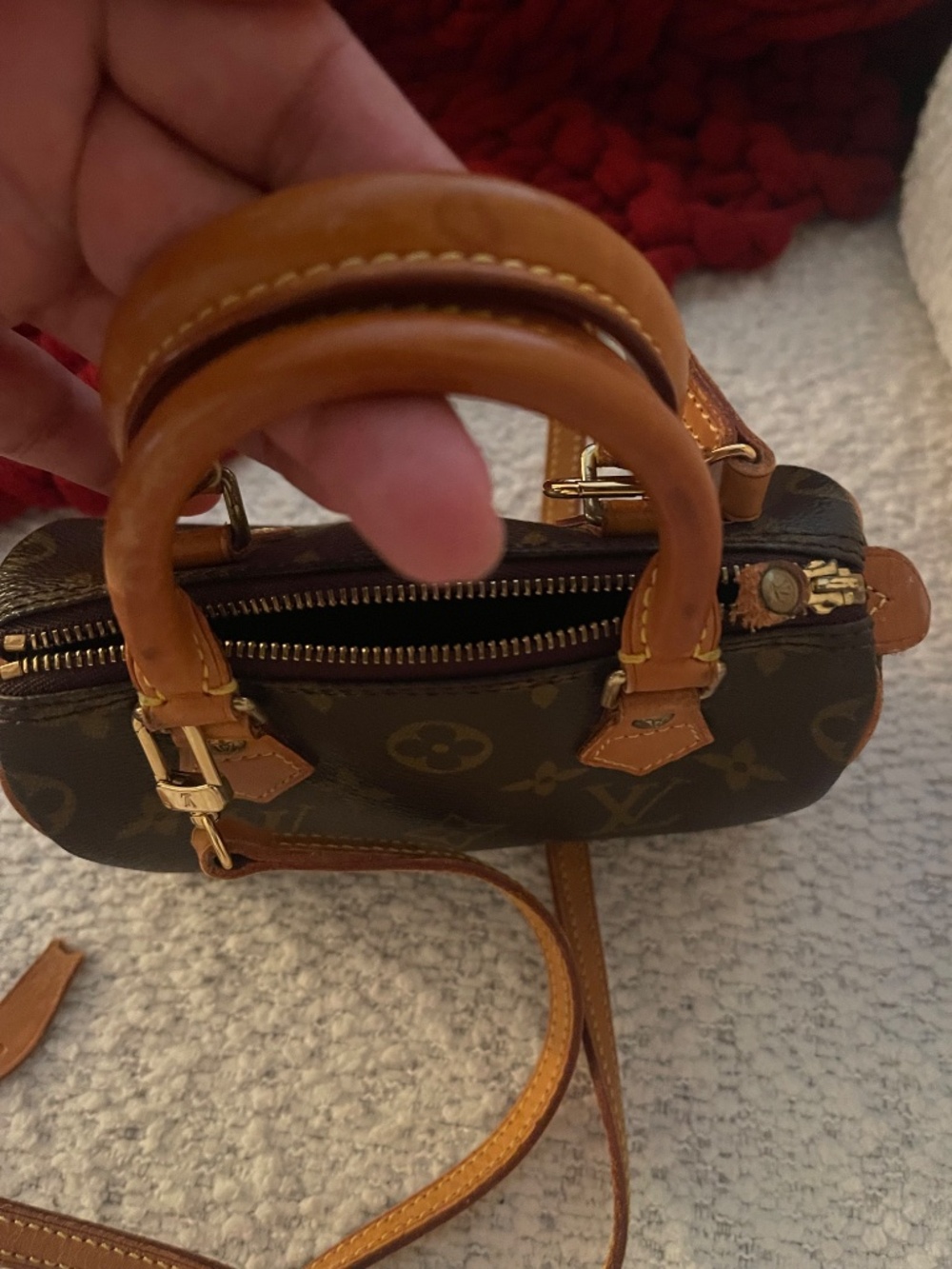 Louis Vuitton Nano Bag with Strap - Picture 4 of 16